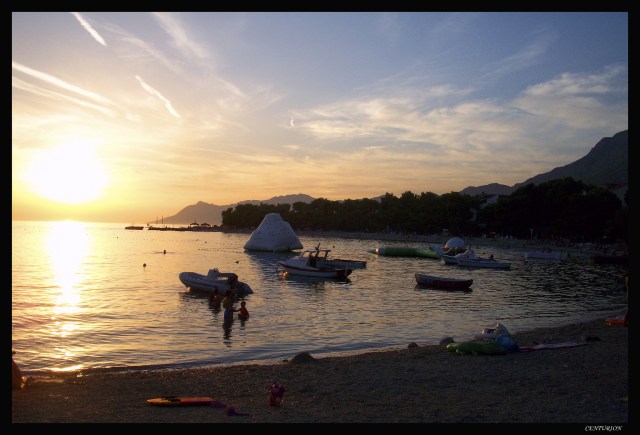 15202500629_8415a4c11b_k